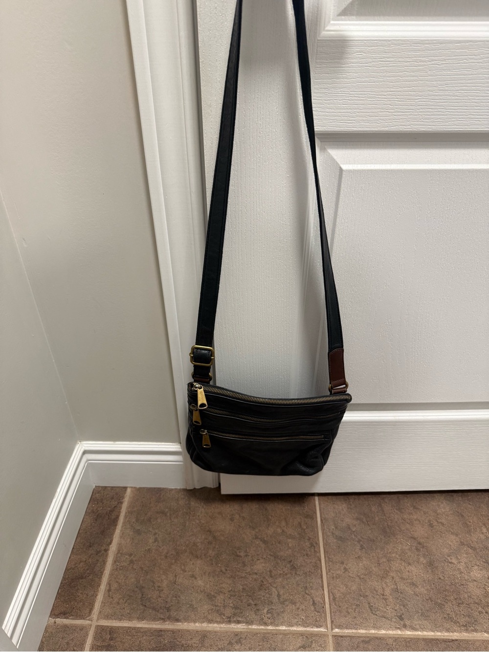 Fossil leather Black Crossbody Messenger Bag with Gold Hardware